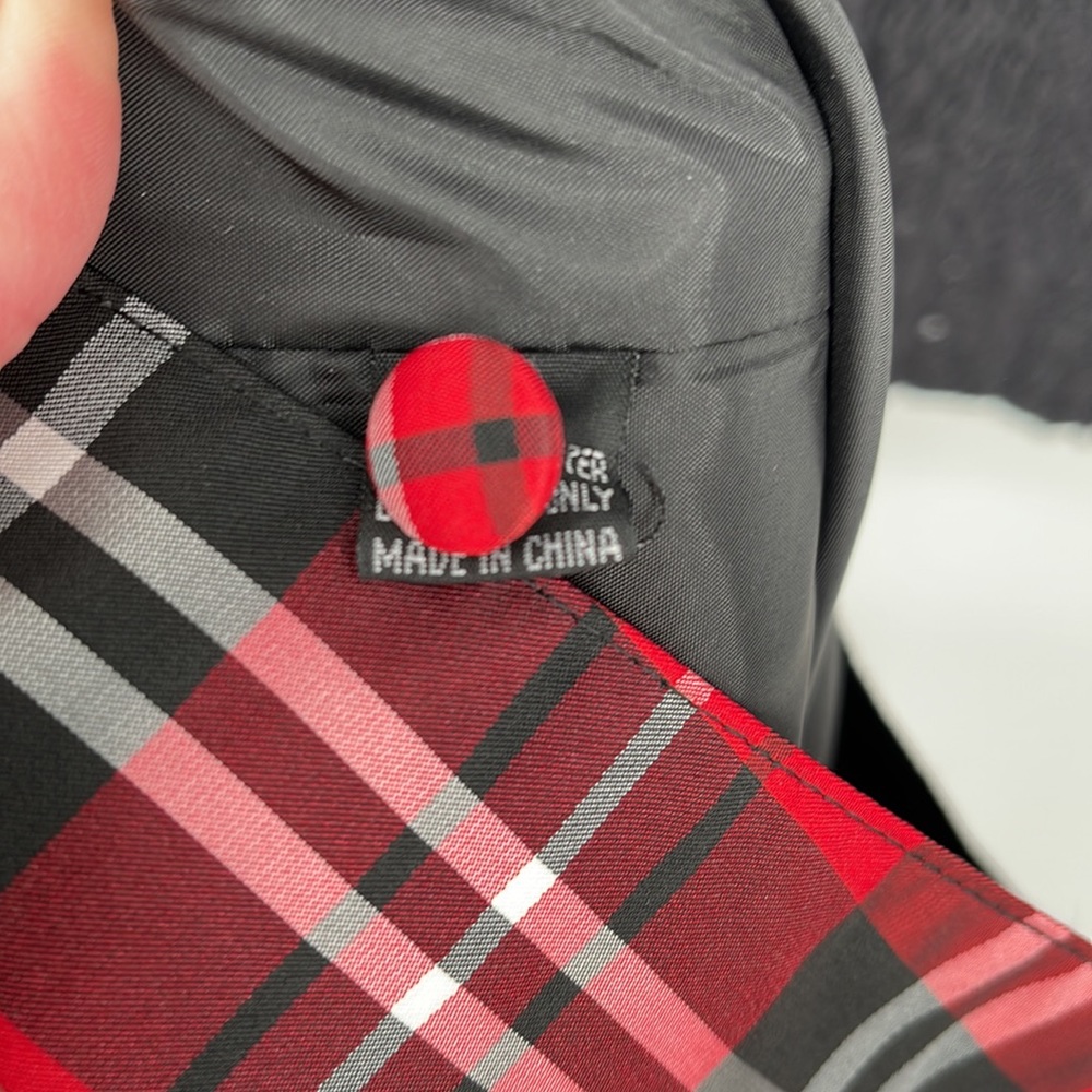 Vesuvio Napoli in Italy Vest Red Black White Plaid Poly Button Down large EUC - Picture 5 of 5